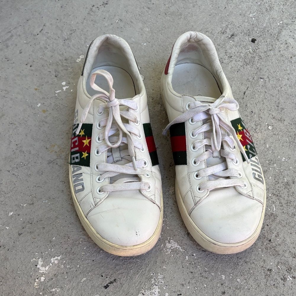 Gucci ace men’s sneakers with Gucci band star logo